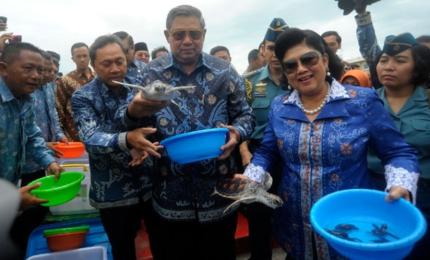 Ibu Ani Yudhoyono