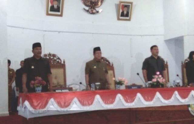 Paripurna DPRD Seluma Bahas 5 Raperda