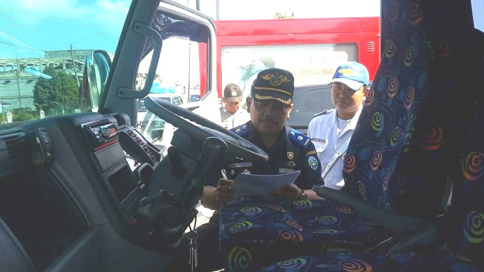 Pastikan Keamanan Penumpang, Sopir Bus Dites Urine