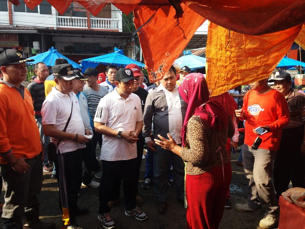 Tinjau Pasar Panorama, Wawali Imbau Pedagang Jualan di dalam Pasar