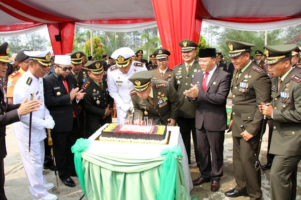 Peringatan HUT TNI ke-73 Profesionalisme Untuk Rakyat