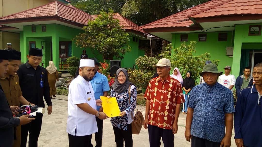 Pemkot Serahkan Bantuan Alsintan