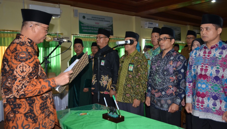 Kakanwil Kemenag Bengkulu Lantik Pejabat Esselon III dan IV