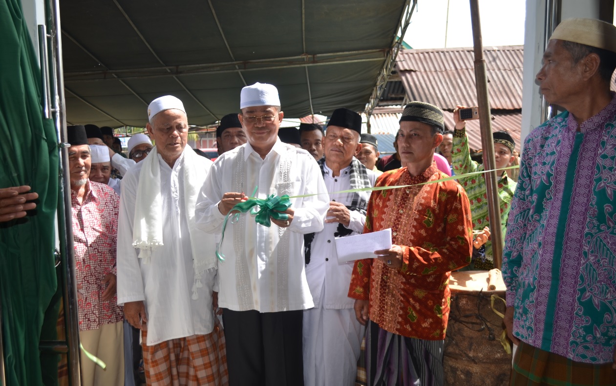 Ka.Kanwil Resmikan Masjid Nurul Huda Desa Paku Haji Benteng