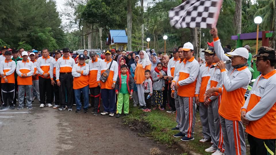 Gerak Jalan Sehat Meriahkan HUT ke 70 Bengkulu Selatan