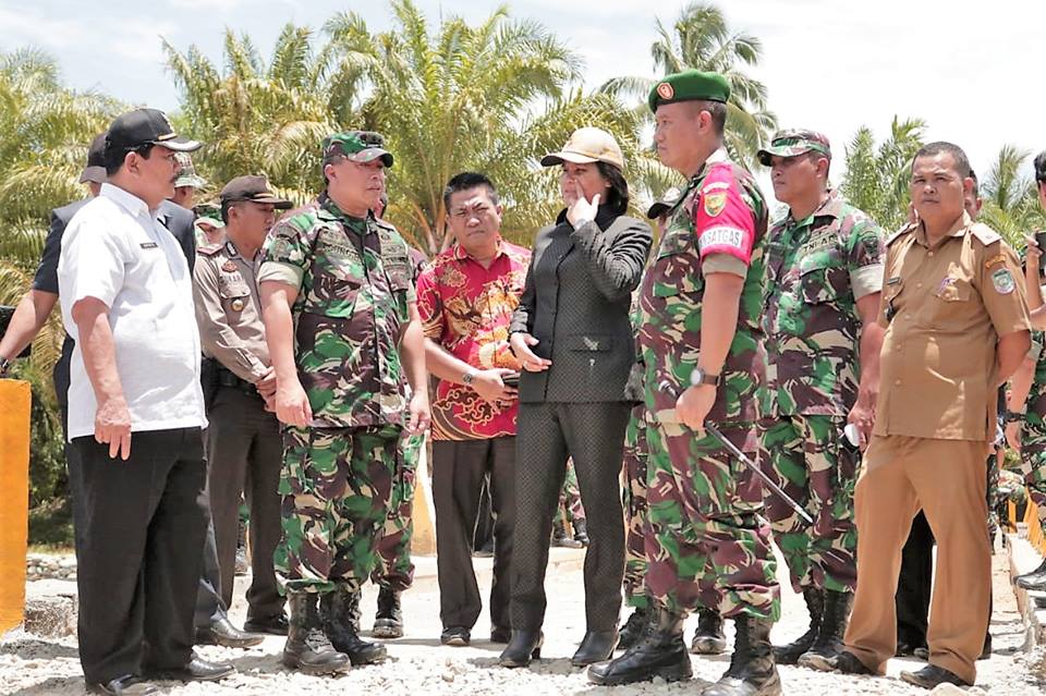 Mayjend TNI Agung Risdhanto Tinjau Pelaksanaan TMMD Reguler Ke-14 Kodim 0425/Seluma