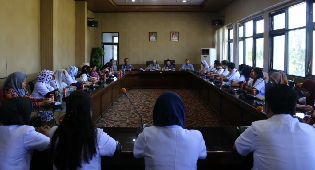 Terima 21 Dokter Internsip, Gusnan Siap Jadi “Pelayan”