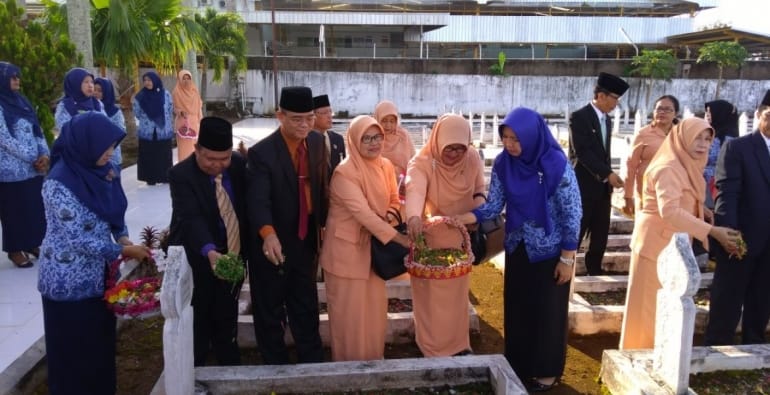 Tabur Bunga, Kemenag Provinsi Bengkulu Peringati Hari Amal Bakti