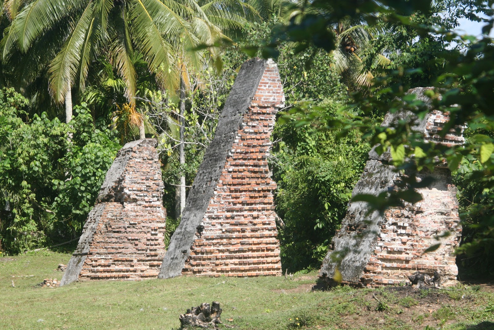 Sejarah dan Mitos Benteng Anna (Fort Anna)