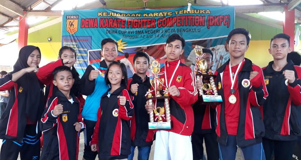 Atlet INKAI Bengkulu Sabet Piala Best of The Best Cendana Cup