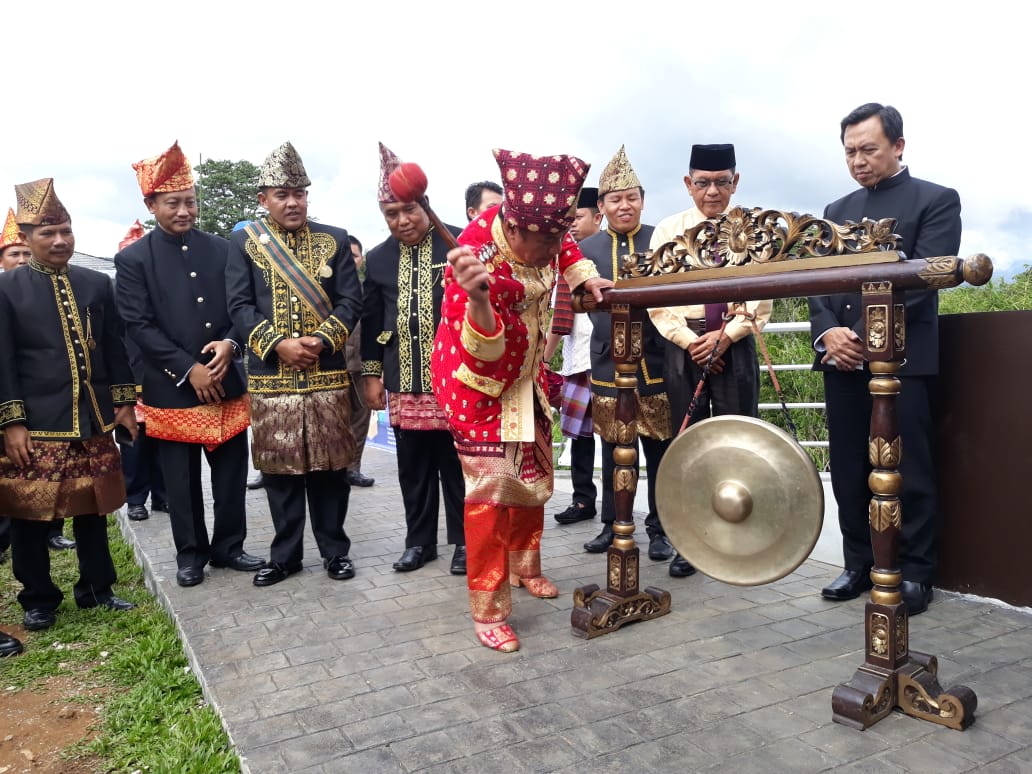 Bupati Lebong Resmikan Taman Smart City Karang Nio