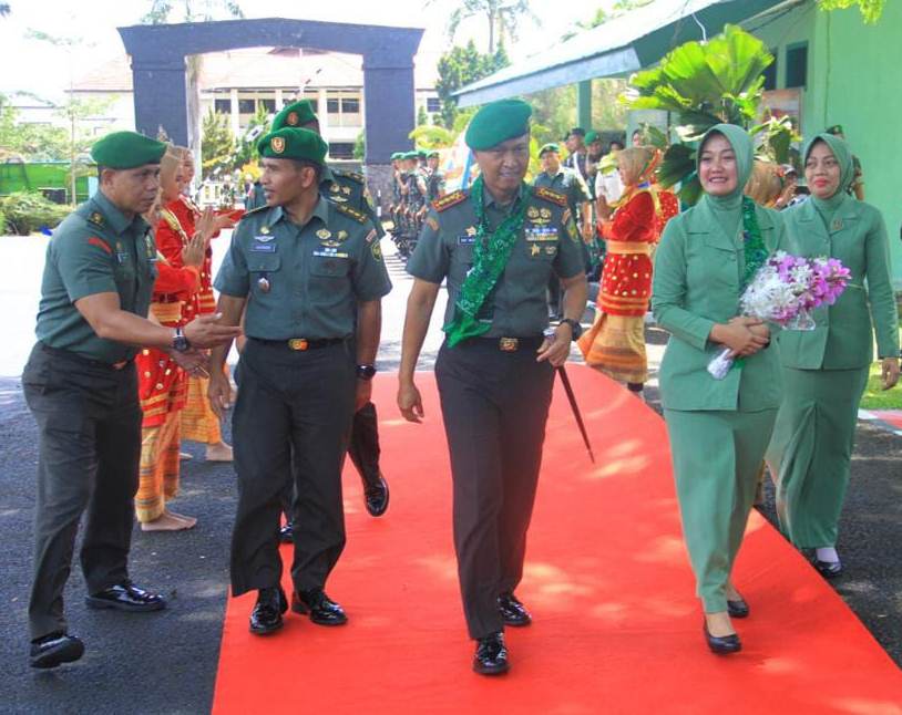 Komandan Baru, Korem 041/Gamas Gelar Tradisi Penyambutan