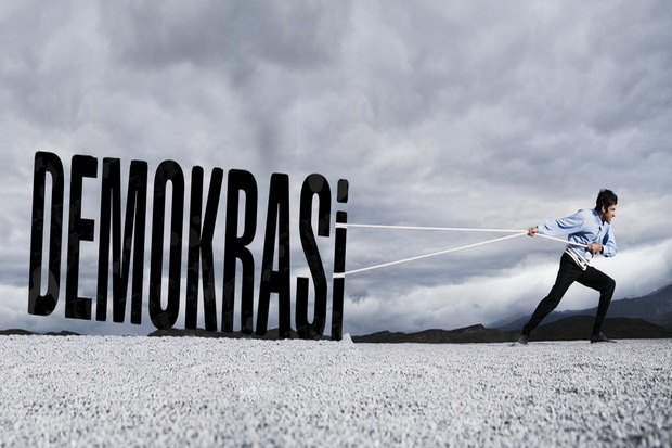 Manusia Demokratis, Menghormati Hak dan Kewajiban Sesamanya