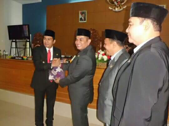 DPRD BU Gelar Paripurna Rekomendasi LKPJ Bupati Tahun 2017