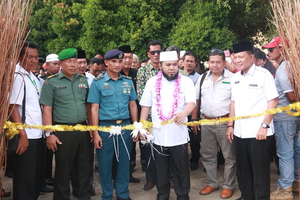 Meriahkan HUT Kota Bengkulu, Walikota Buka Kontes Bonsai dan Batu Akik