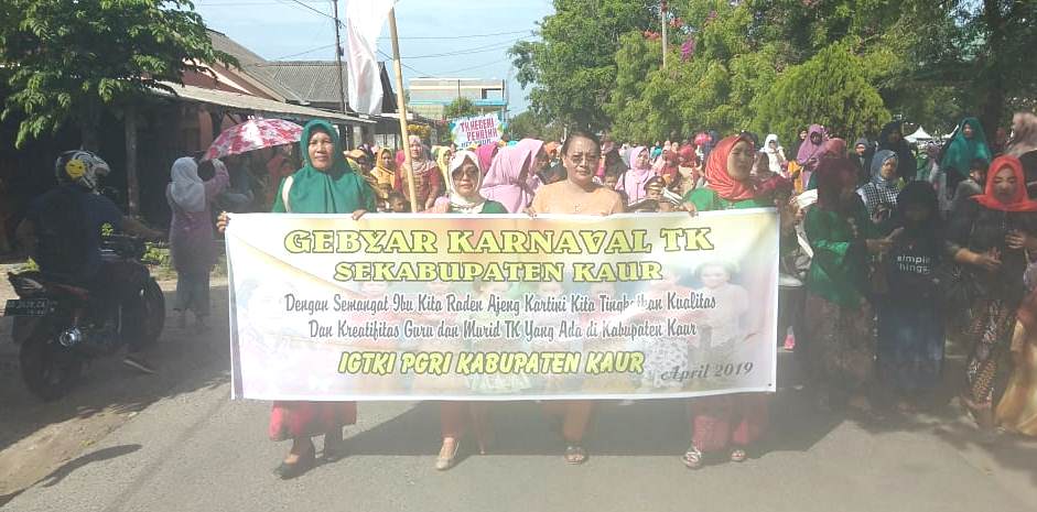 Peringati Hari Kartini, IGTKI Kaur Gelar Karnaval Budaya