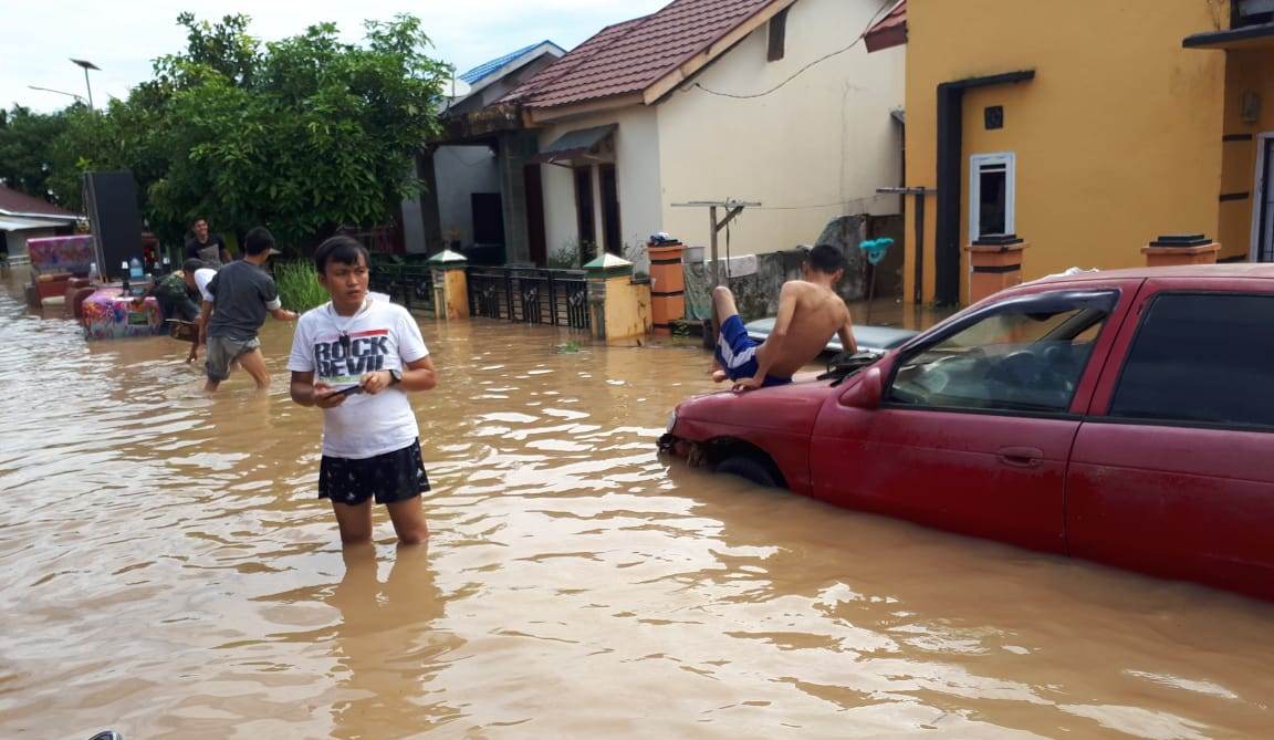 Banjir Kota Bengkulu: Terparah Sejak 20 Tahun Terakhir, Isak Tangis Warga Pecah