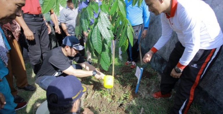 Wawali Launching Program Bengkulu Bisa di Kecamatan Selebar