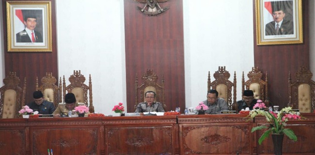 Paripurna DPRD Lebong Penyampaian Nota Pengantar LKPJ Bupati Lebong T.A 2018