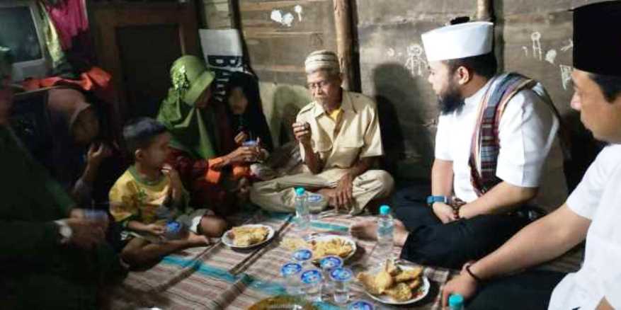 Tebar Kebaikan, Walikota Buka dan Sahur Bareng Warga Kota Bengkulu