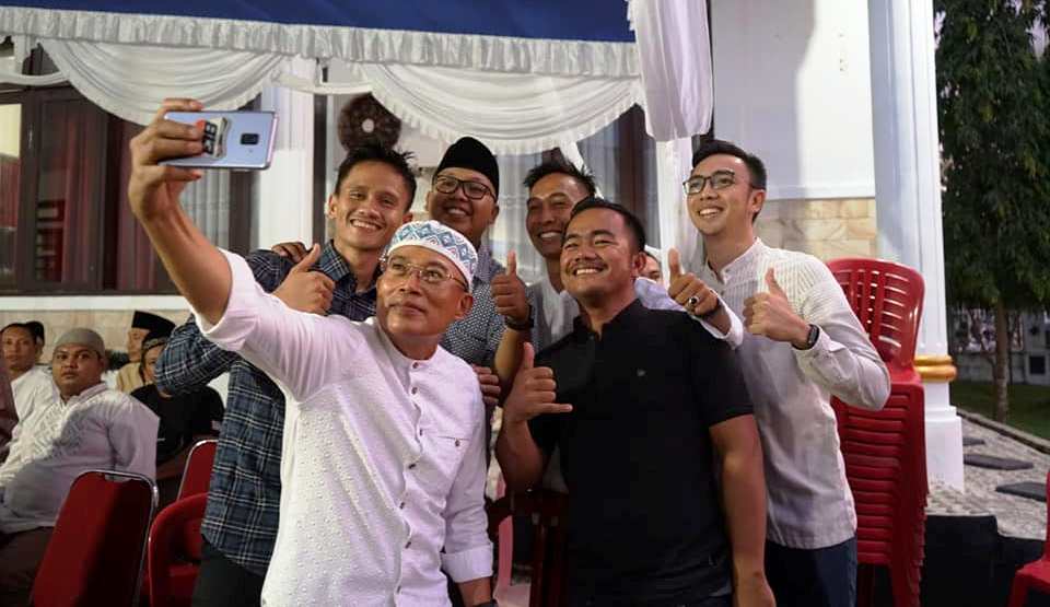 Tingkatkan Silahturahmi, Gusnan Buka Bareng Bersama Puluhan Komunitas