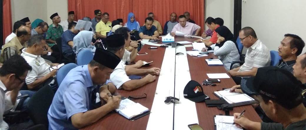 Besok, Gubernur Dijadwalkan Buka Puasa Bersama di Posko Pengungsian Desa Genting