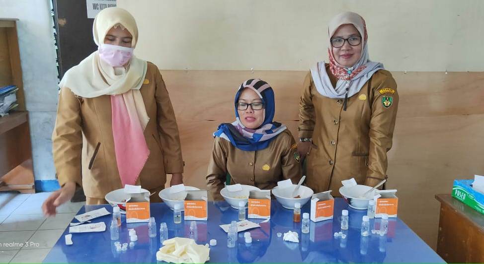 Pastikan Sayuran di Pasar Aman Dikonsumsi, DKP BS Uji Labor