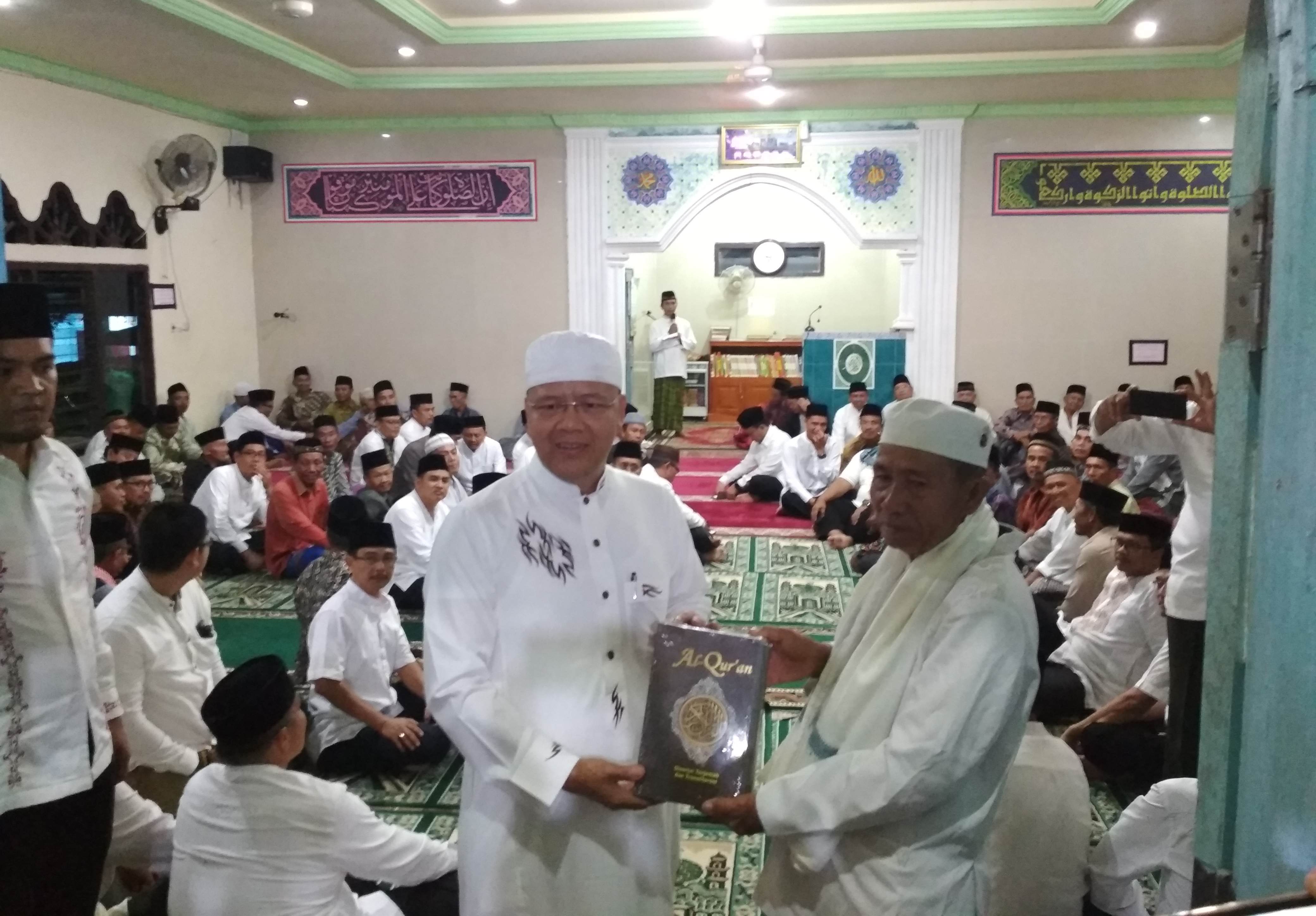 Ramadhan Produktif, Gubernur Sosialisasi Target Pembangunan Saat Safari