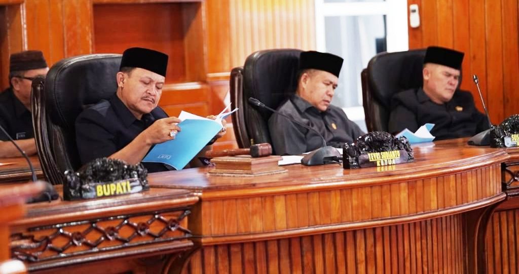 DPRD BS Gelar Paripurna Penyampaian LKPJ Bupati T.A 2018