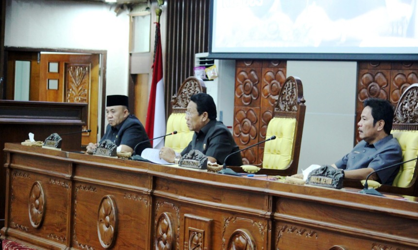Paripurna DPRD Provinsi Bengkulu, Sekda Sampaikan Jawaban Atas Pandangan Umum Fraksi-Fraksi