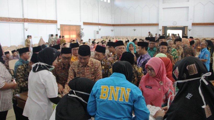 Pejabat Pemprov Bengkulu Tes Urine