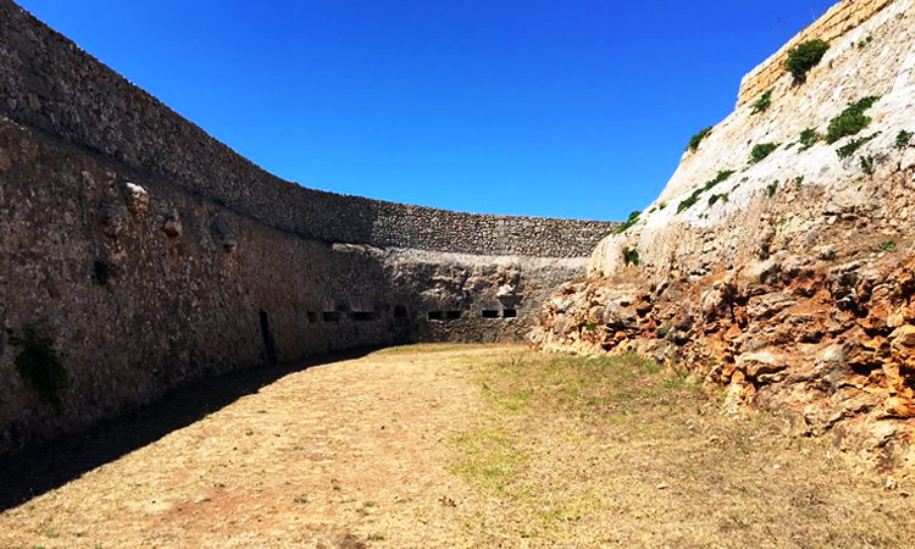 Ada Benteng Marlborough Selain di Bengkulu Indonesia