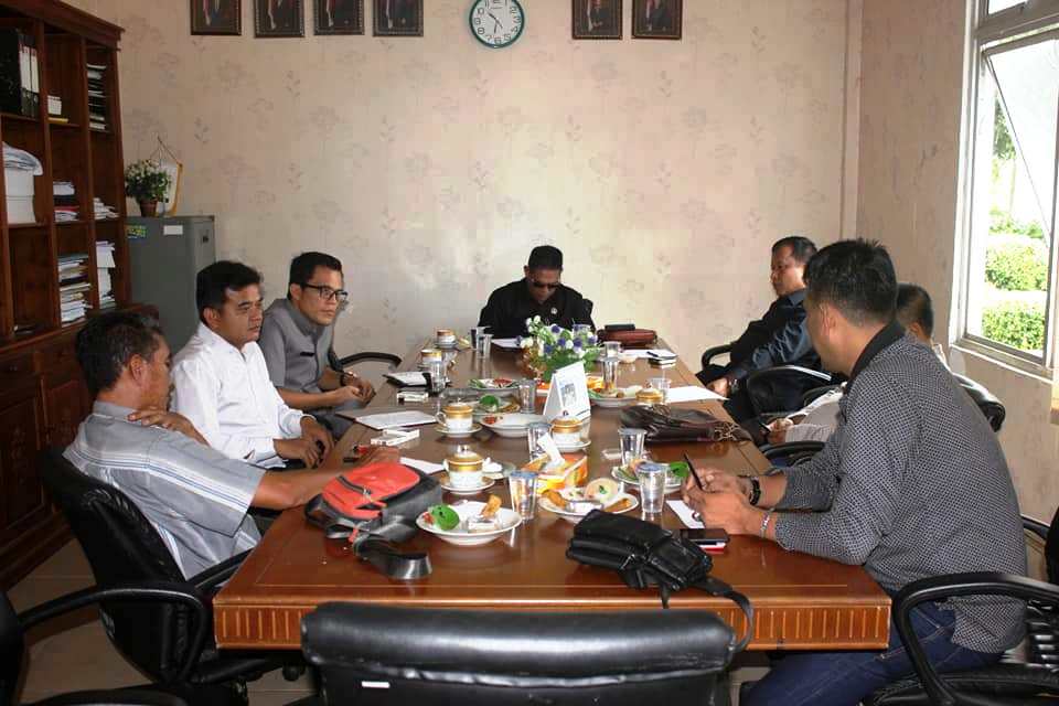 Komisi III DPRD Kepahiang bersama Dinas PUPR Gelar Rapat Kerja