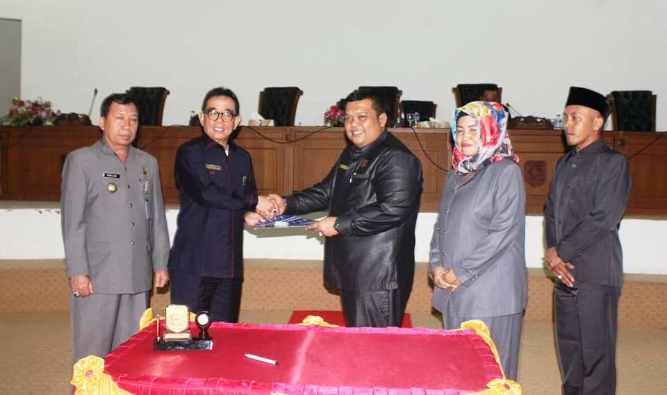 Raperda Pertanggung Jawaban Pelaksanaan APBD 2018 Disahkan