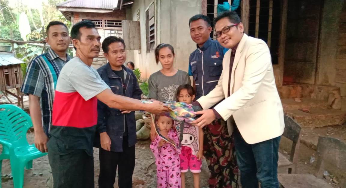 PM Seluma Salurkan Donasi untuk Warga Korban Kebakaran