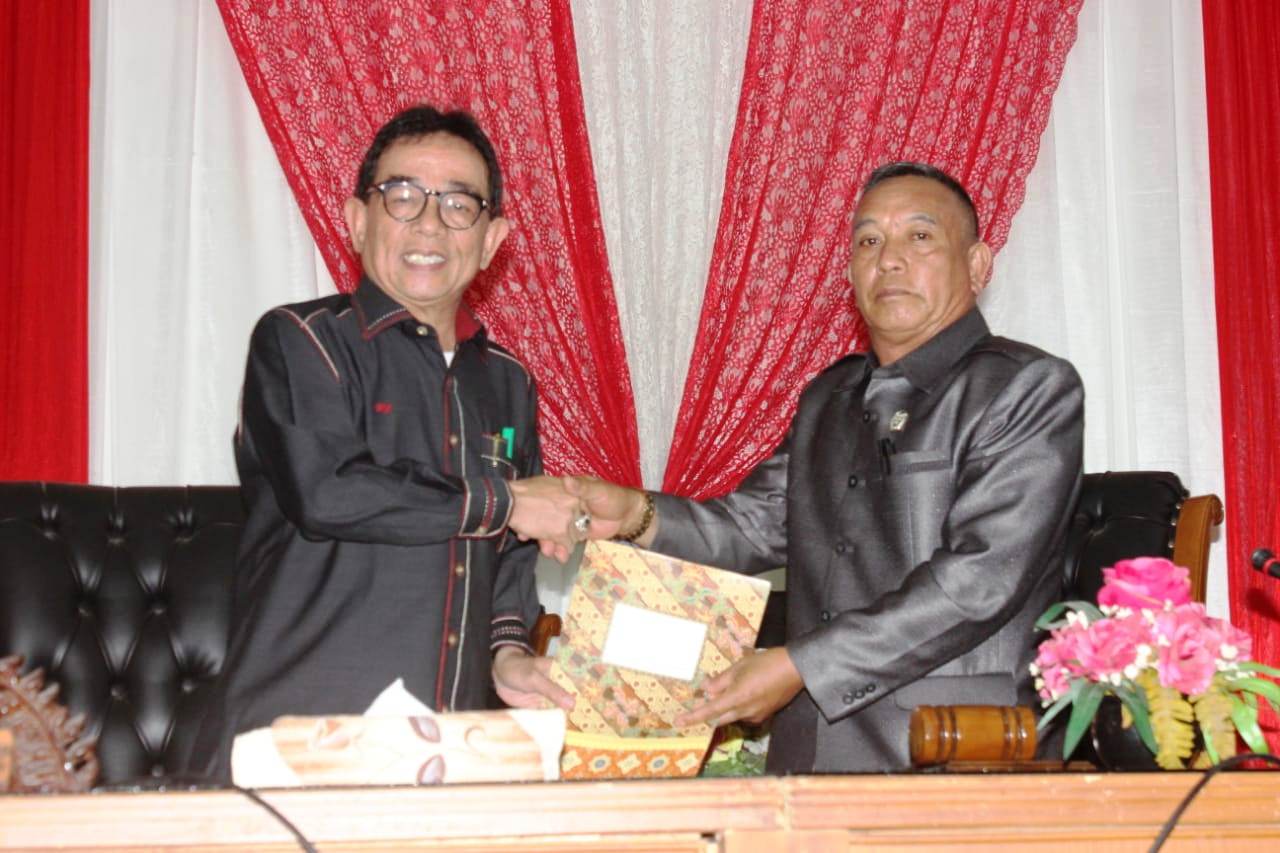 Bupati Kepahiang Jawab Pemandangan Umum Fraksi atas Raperda Perubahan APBD TA 2019