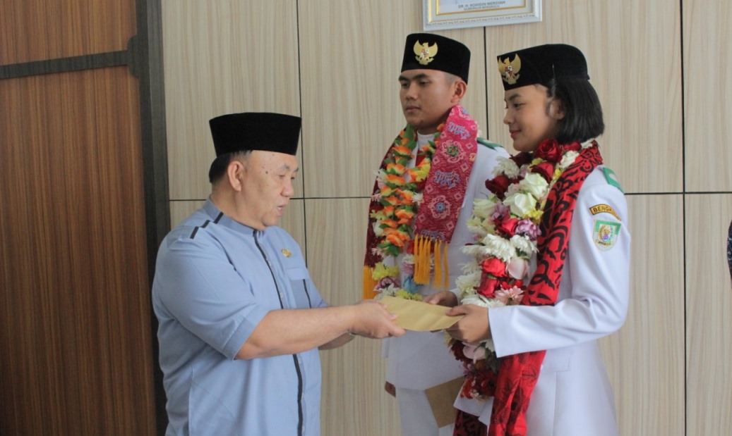 Sukses di Nasional, Aisyah Rahmawati dan Sudrajat Prawijaya Dapat Reward