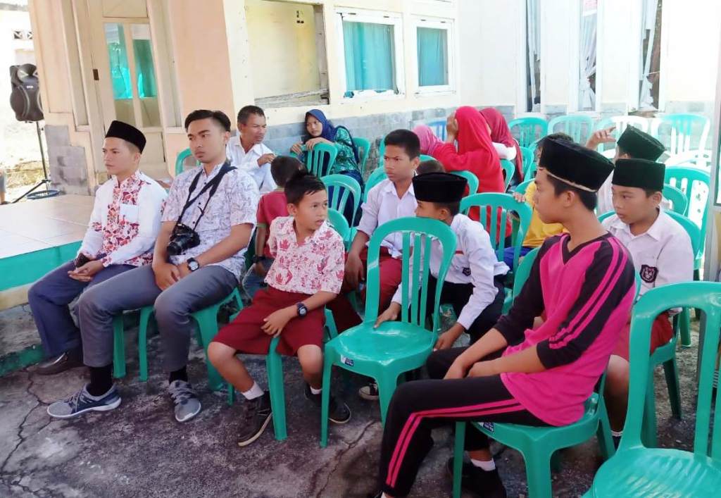 Ratusan Siswa Tidak Mampu, Terima Beasiswa Dari Baznas