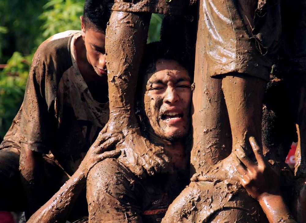 Panjat Pinang, Warisan Kolonial yang Menjadi Idola di Hari Kemerdekaan