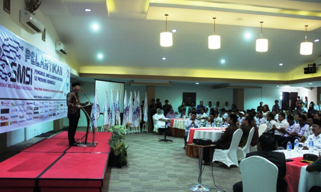 Gubernur Minta Pers Bentuk Pola Pikir Masyarakat Sehat dan Positif