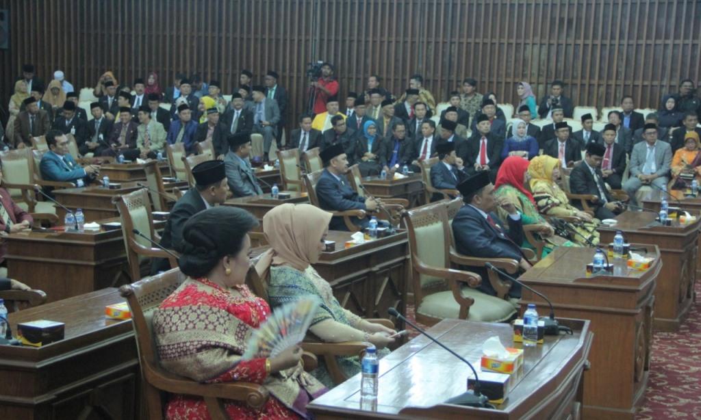 Sukses, 45 Anggota DPRD Provinsi Bengkulu Periode 2019-2024 Resmi Dilantik