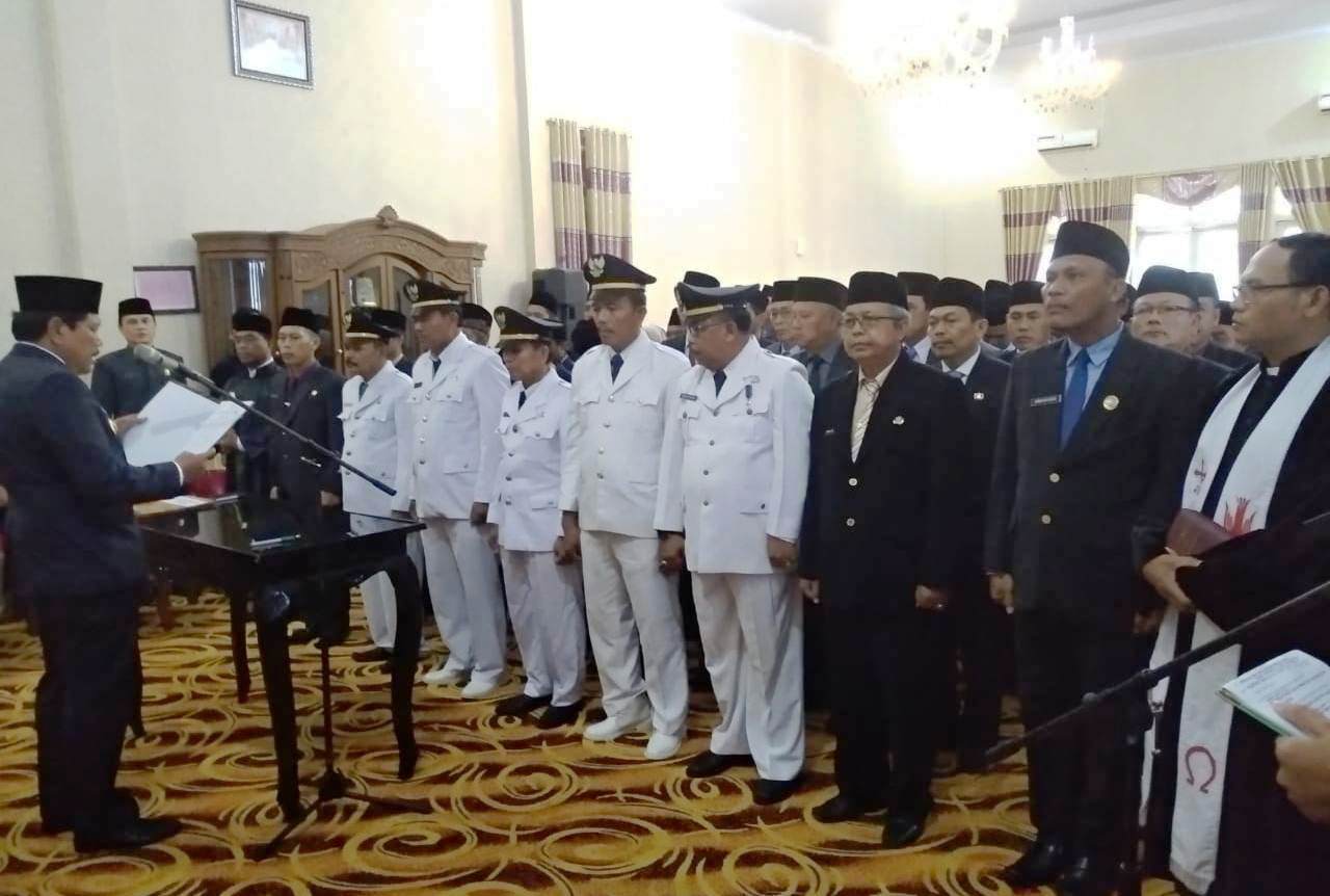 Lantik Pejabat Eselon II, III dan IV Bengkulu Utara, Ini Pesan Bupati Mian