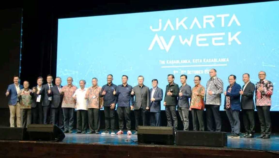 Dukung Penerapan SPBE, Bupati Bundra Hadiri Jakarta AV Week 2019