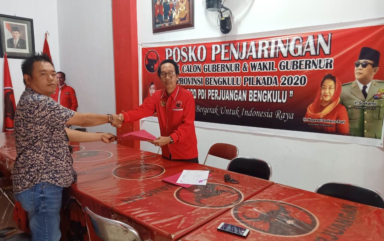 Serius Pilgub, Agusrin Daftar ke PDIP