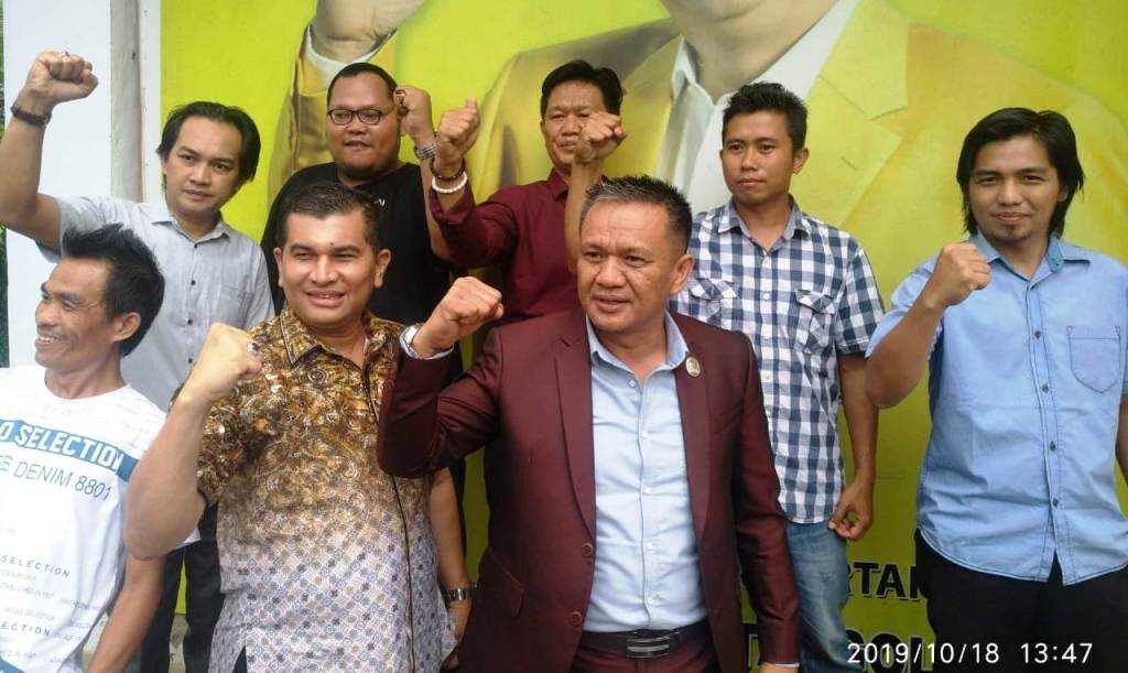 Pilkada 2020, Fitra Martin Ambil Formulir Bakal Calon Bupati di Golkar