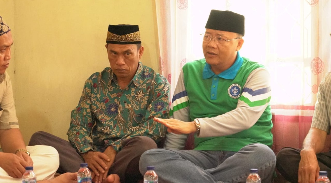 Sambangi Rumah Duka, Gubernur Rohidin Kuatkan Keluarga Wina Mardiani