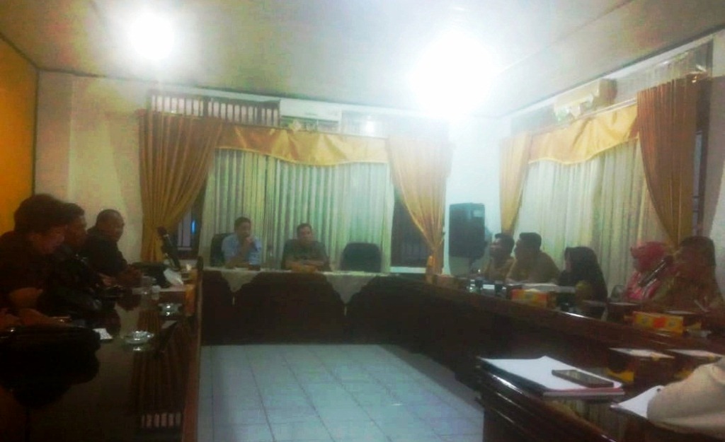 Kontraktor Proyek GOR Tak Hadir Saat Hearing