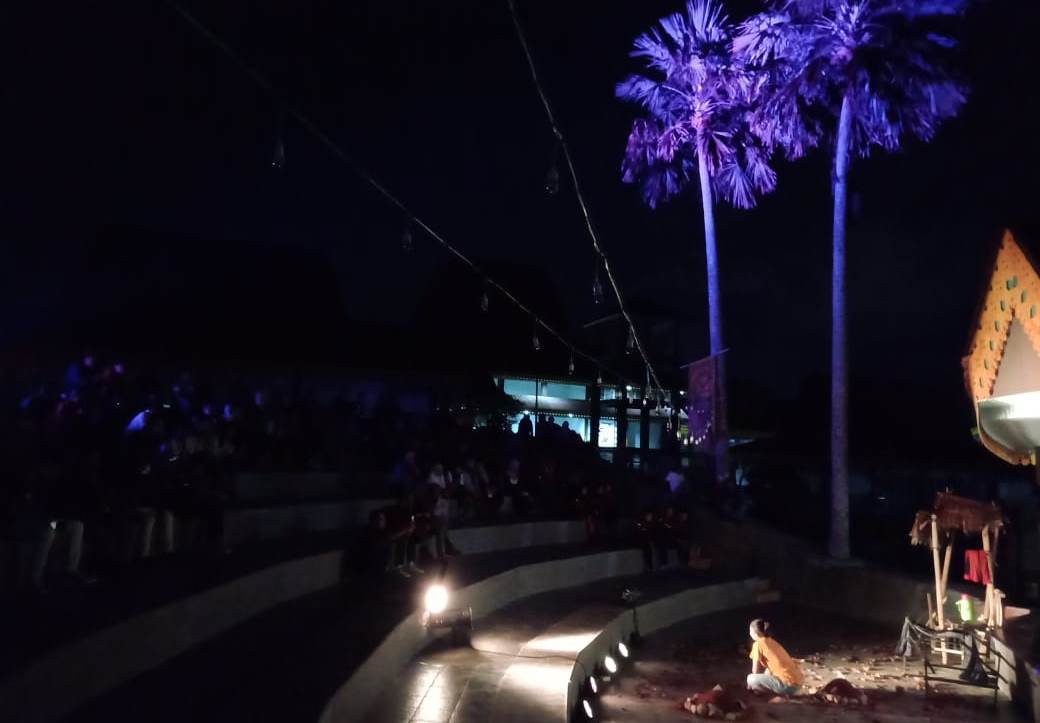 Konser Seni Awal Tahun: Presiden ZK Minta Teater Arena Jadi Sekretariat Bersama Seniman Bengkulu