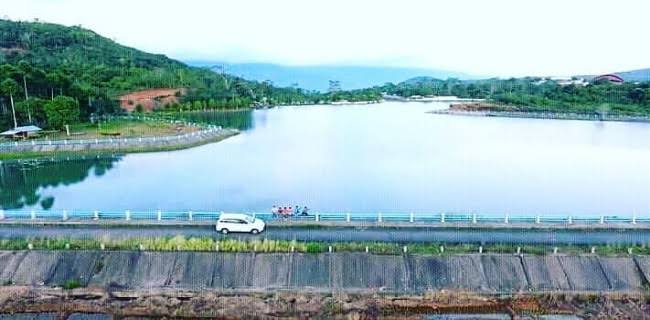 Menikmati Keindahan Danau Picung Lebong dan Rejang Corner