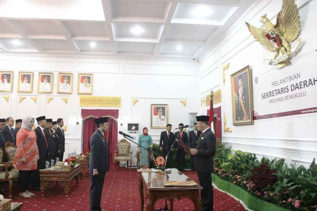 Hamka Sabri Dilantik Jadi Sekda, Ini Pesan Gubernur Bengkulu